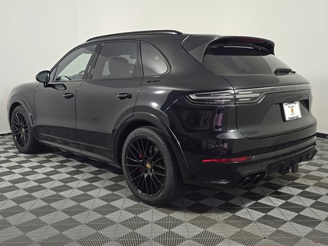 Certified 2021 Porsche Cayenne GTS AWD/4WD image 3