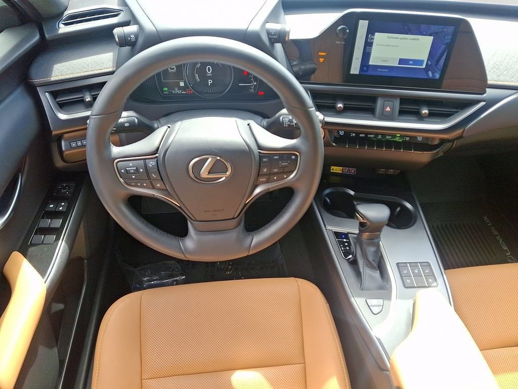 Used 2024 Lexus UX 250h AWD w/ Premium Package image 13