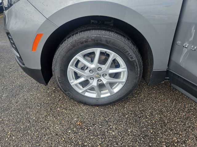 Used 2024 Chevrolet Equinox LS w/ LS Convenience Package FWD image 27