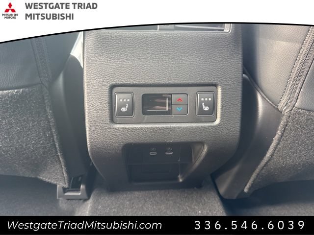 New 2026 Mitsubishi Outlander SEL FWD image 13