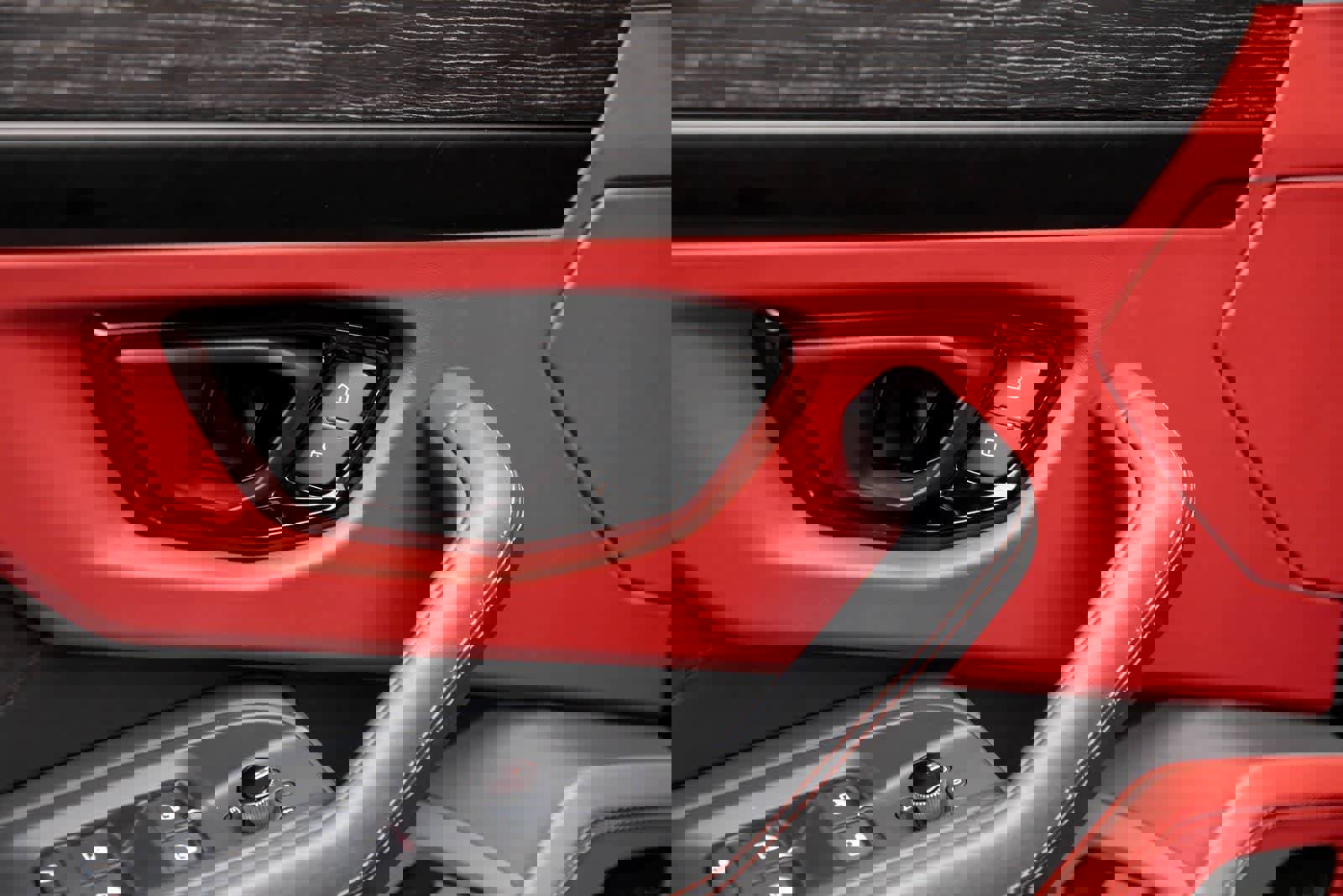 Used 2023 Lamborghini Urus S image 28