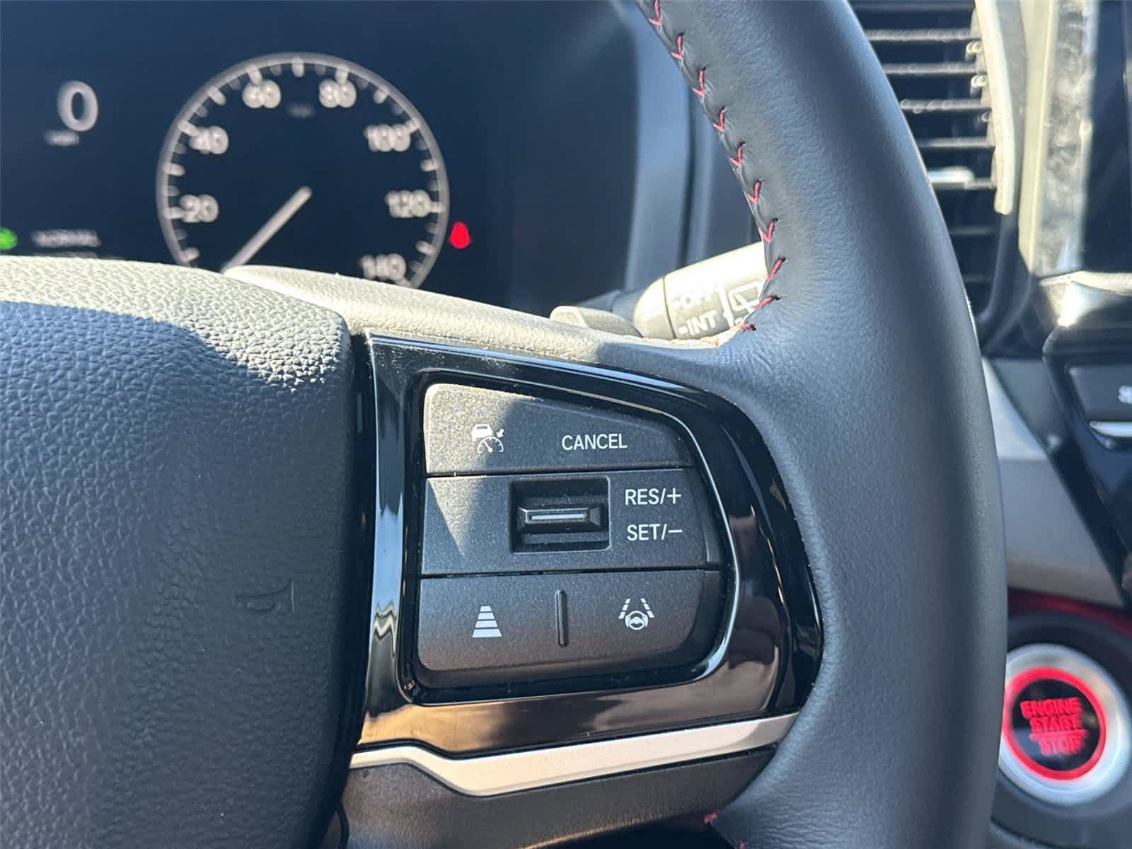 Used 2025 Honda Odyssey Sport-L image 17