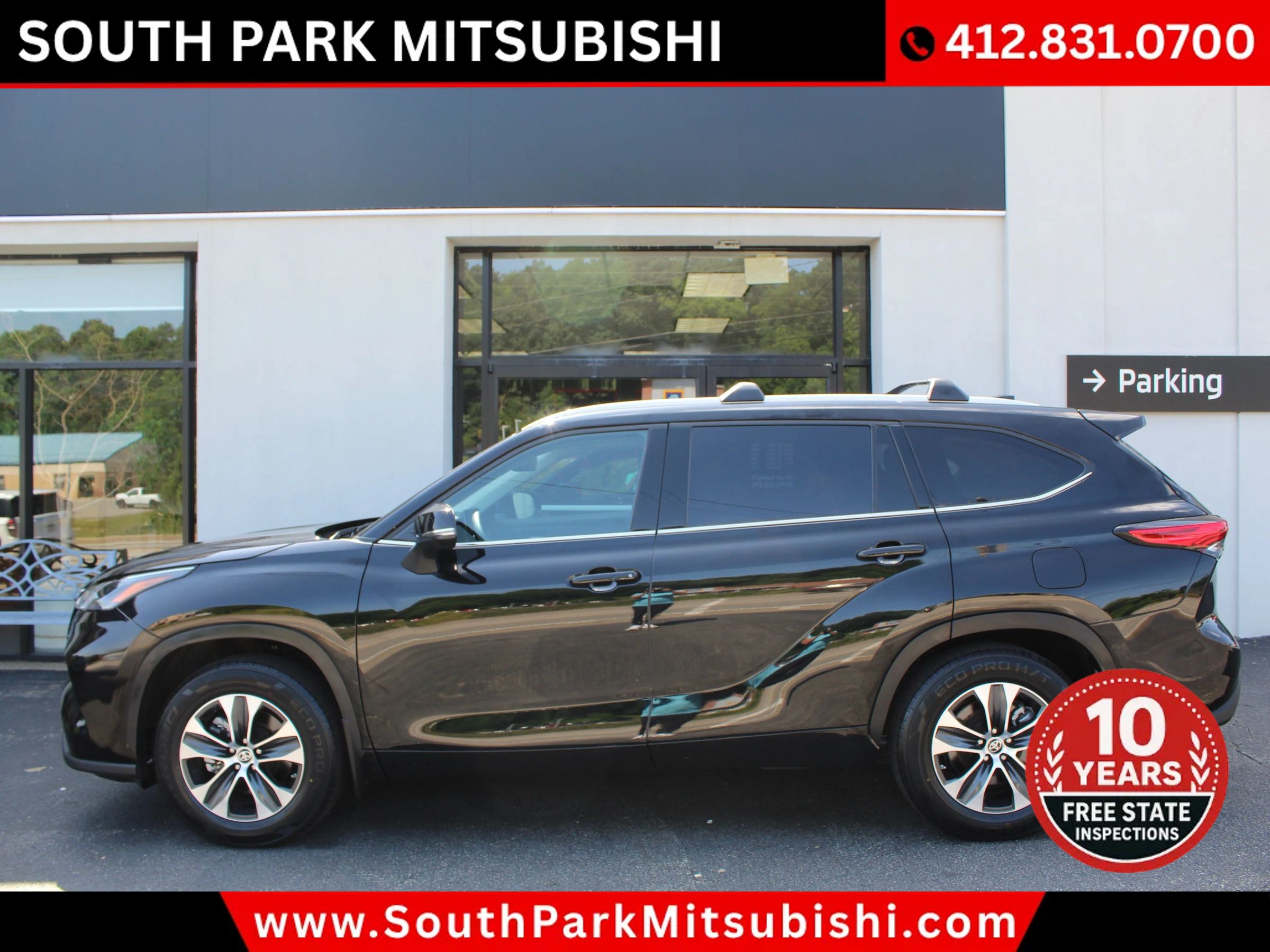 Used 2022 Toyota Highlander XLE AWD/4WD image 1