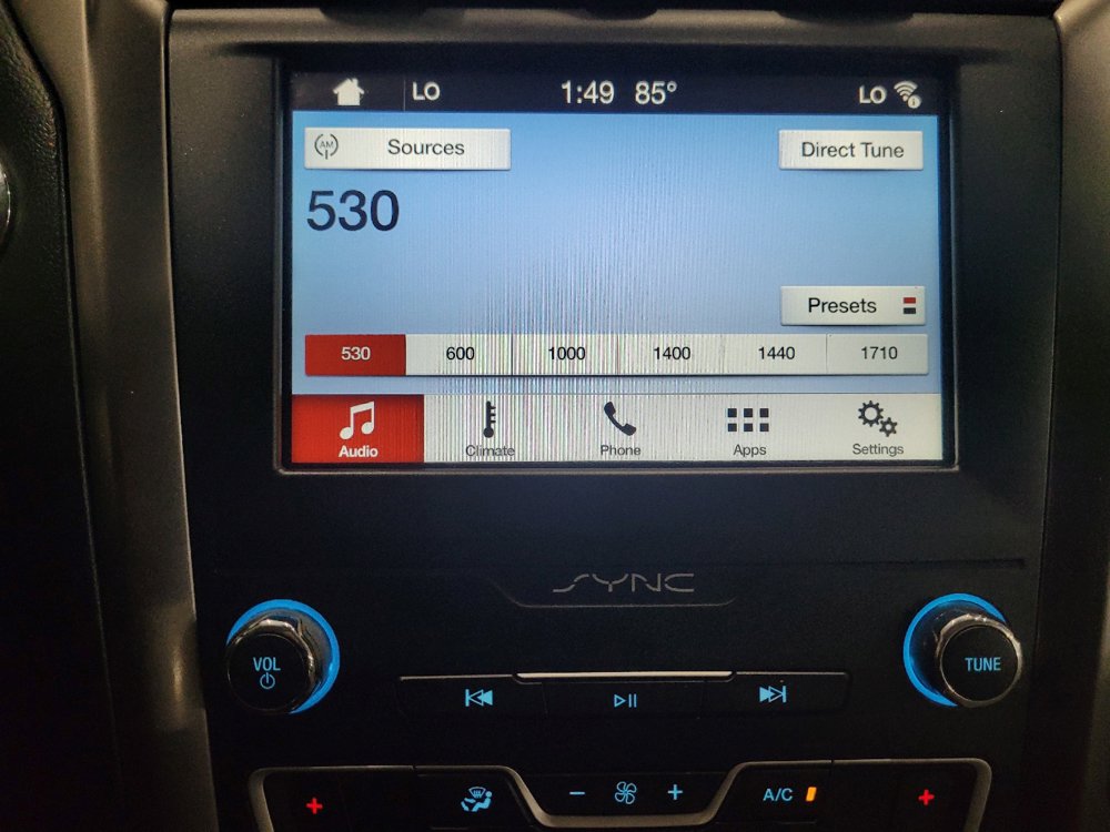 Used 2019 Ford Fusion SE FWD image 25