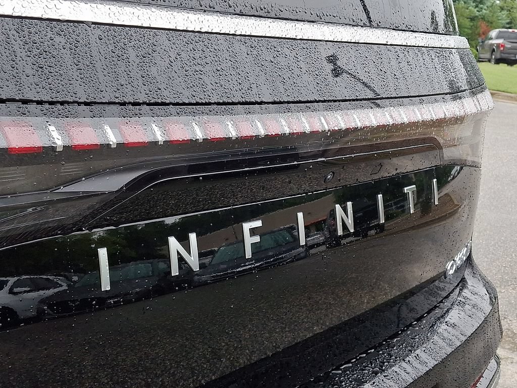 New 2027 INFINITI QX80 Luxe w/ Cargo Package AWD/4WD image 17
