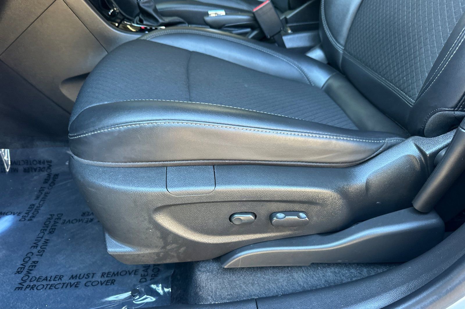 Certified 2022 Buick Encore Preferred w/ Safety Package image 13