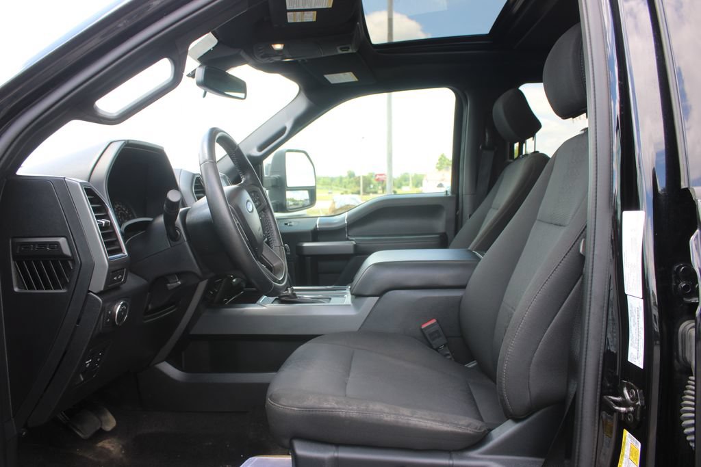 Used 2020 Ford F150 XLT w/ Equipment Group 302A Luxury AWD/4WD image 18