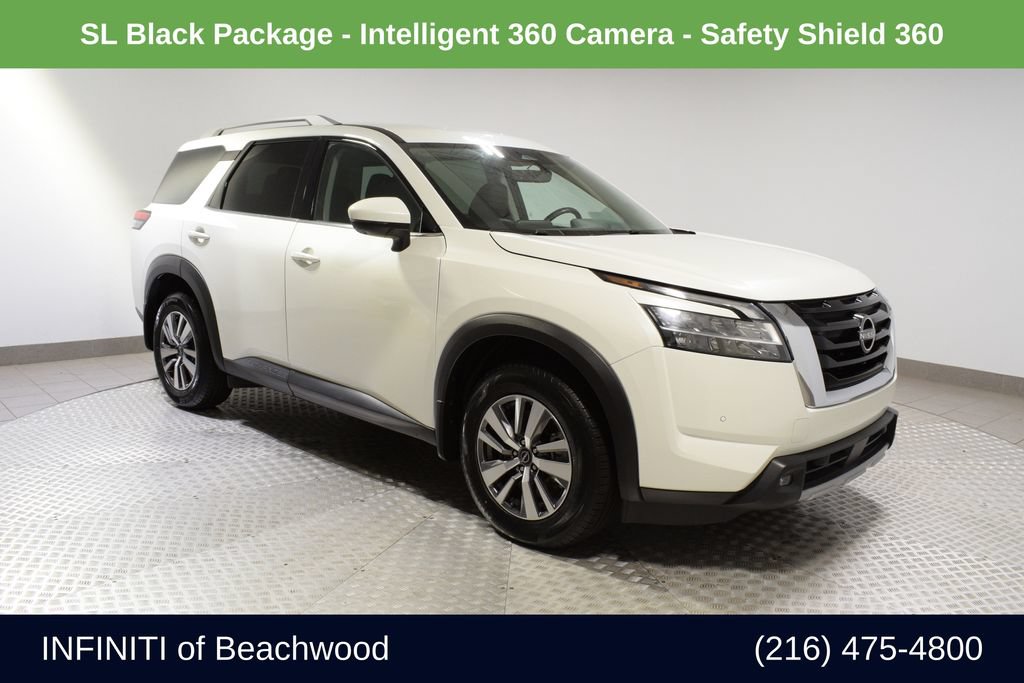 Used 2023 Nissan Pathfinder SL w/ Lighting Package (N92)