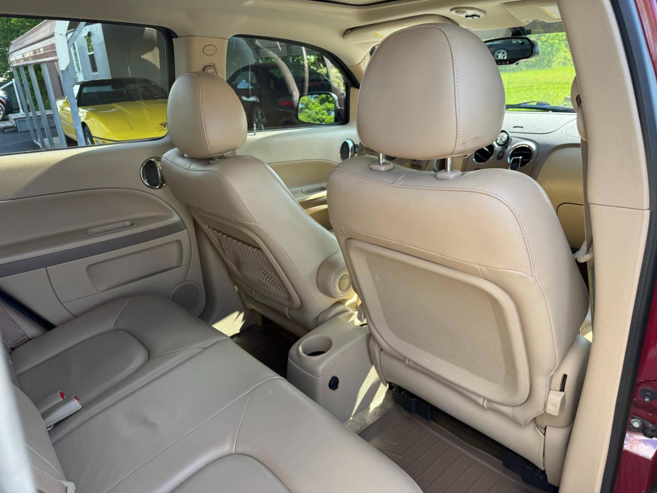 Used 2006 Chevrolet HHR LT w/ Preferred Equipment Group FWD image 24