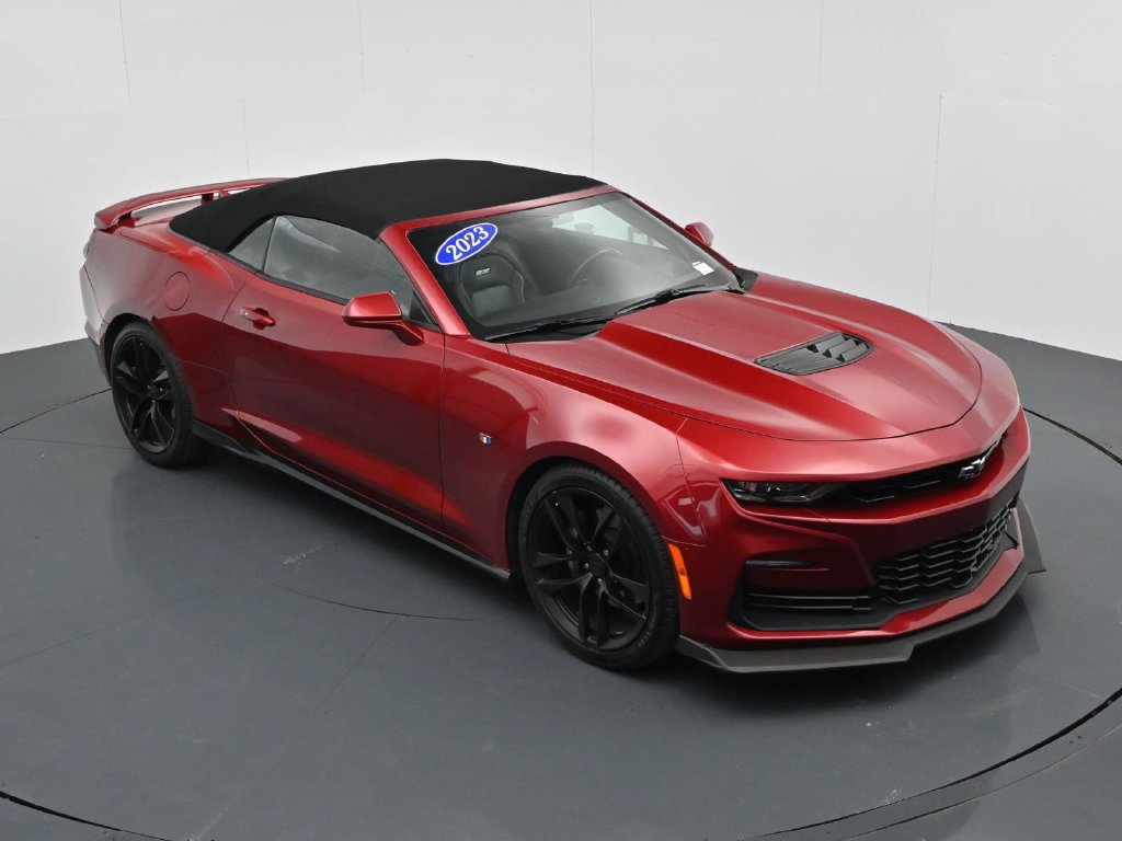 Used 2023 Chevrolet Camaro SS RWD image 19