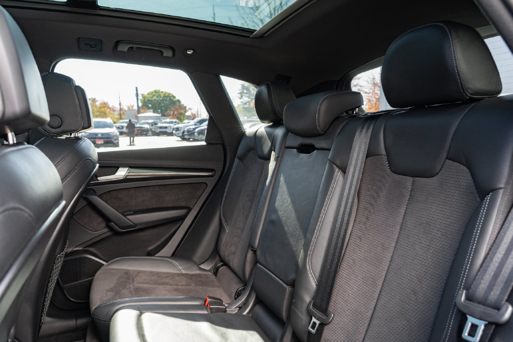 Used 2018 Audi SQ5 Premium Plus AWD/4WD image 26