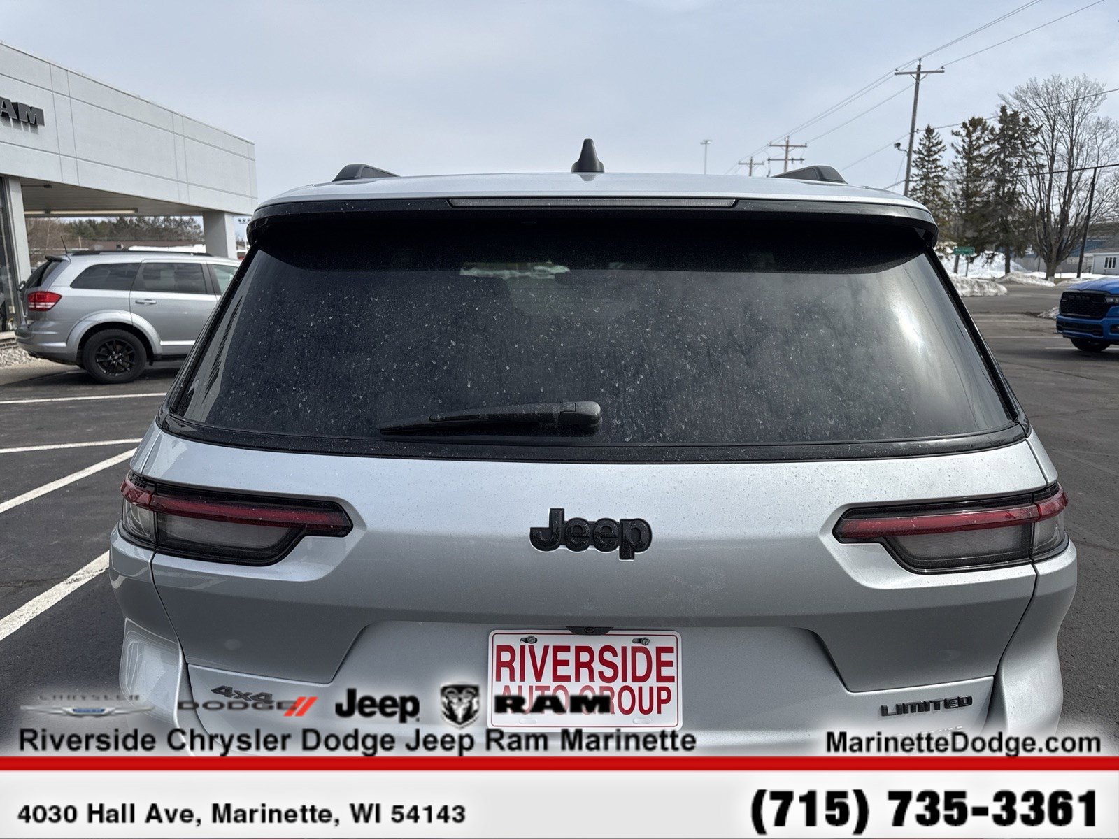 New 2025 Jeep Grand Cherokee L Limited w/ Black Appearance Package image 8