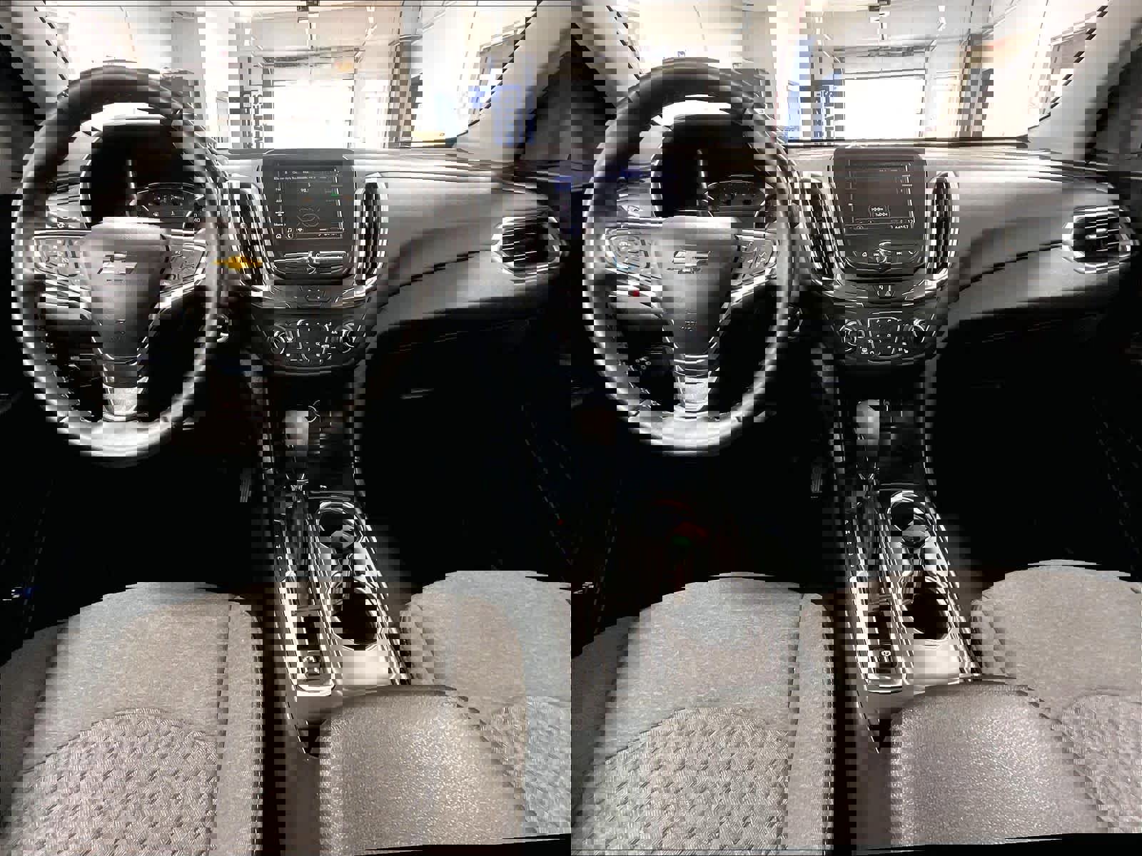 Used 2024 Chevrolet Equinox LT image 21