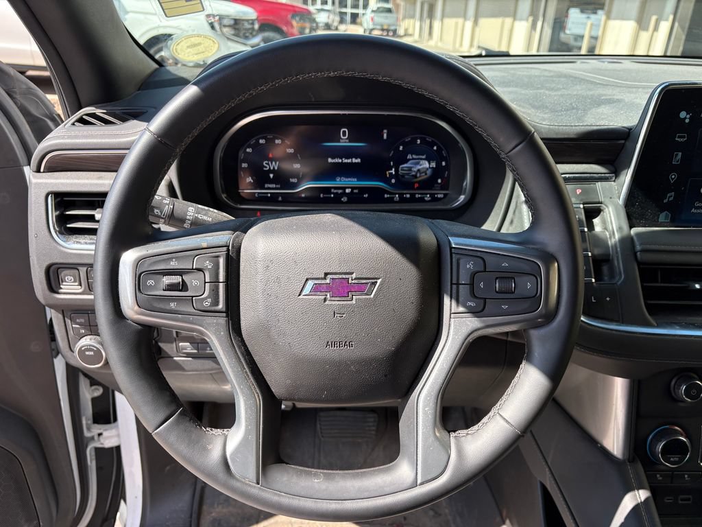 Used 2023 Chevrolet Tahoe Z71 w/ Luxury Package AWD/4WD image 21