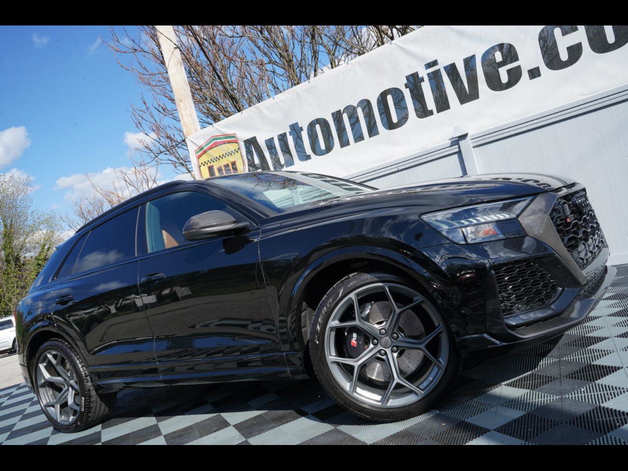 Used 2023 Audi RS Q8