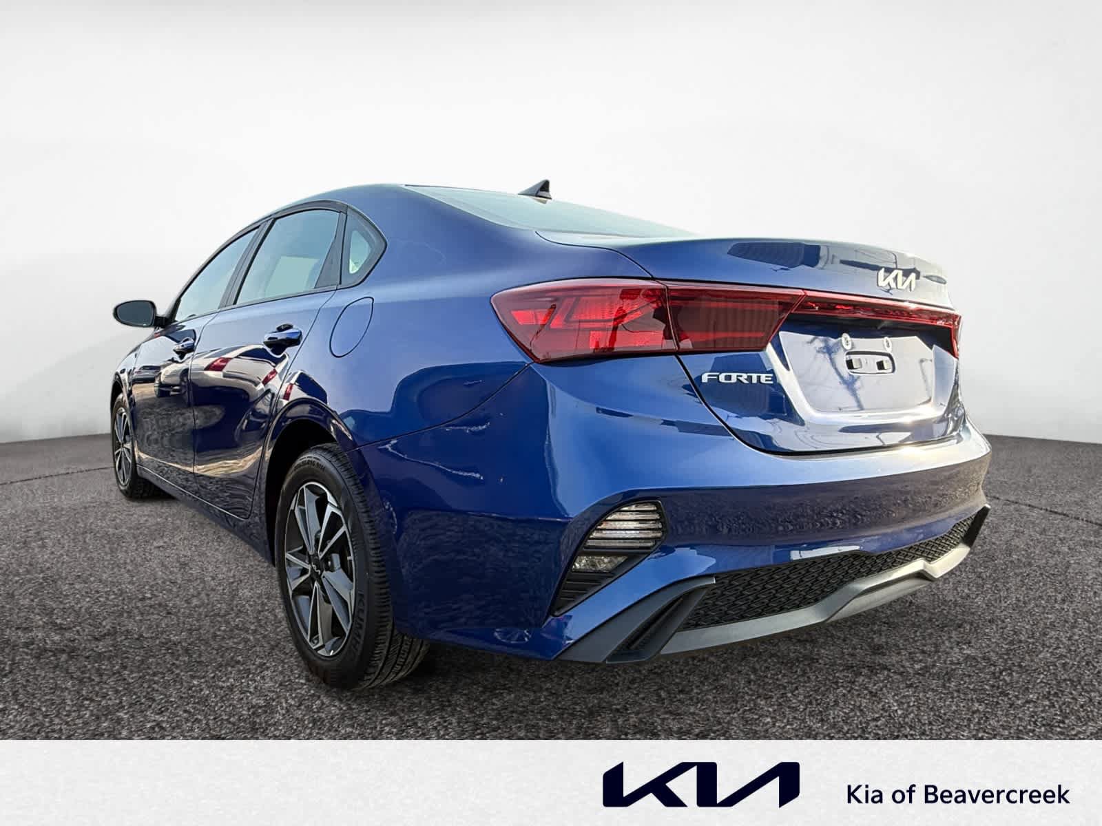 Used 2024 Kia Forte LXS w/ LXS Technology Package image 3
