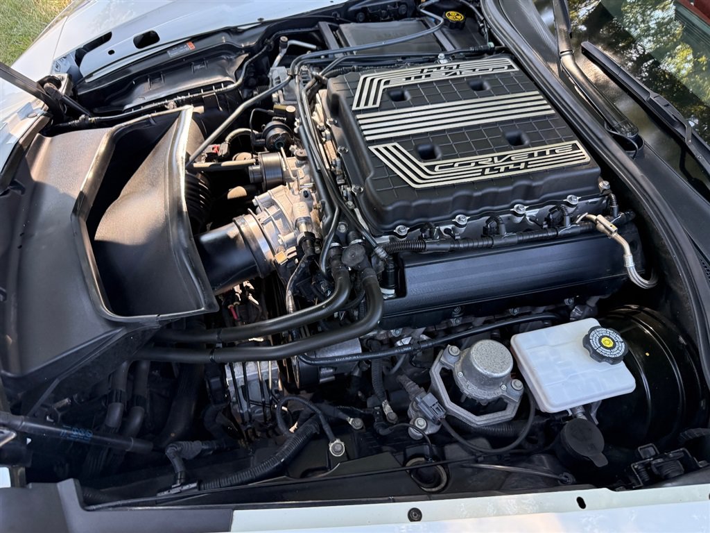 Used 2018 Chevrolet Corvette Z06 RWD image 65