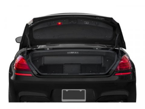 Used 2015 BMW M6 Convertible image 12