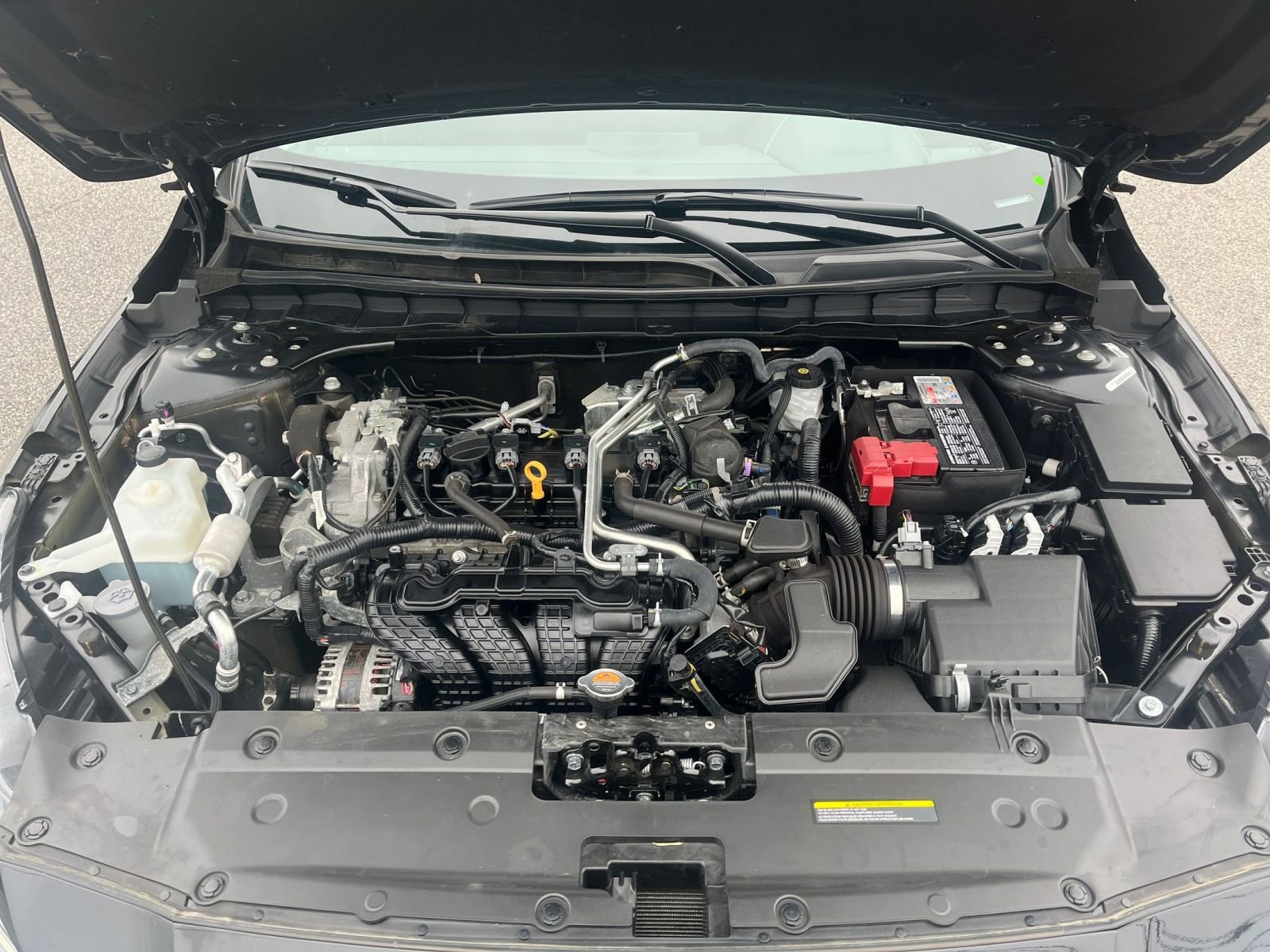 Used 2025 Nissan Altima 2.5 SV FWD image 32