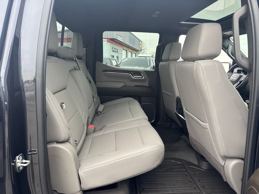 Used 2024 GMC Sierra 1500 SLT w/ SLT Premium Plus Package image 16