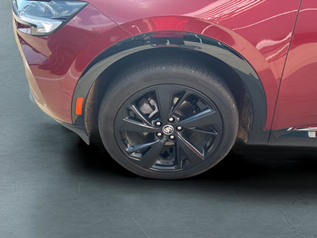 Used 2023 Buick Envision Essence w/ Technology Package I image 4