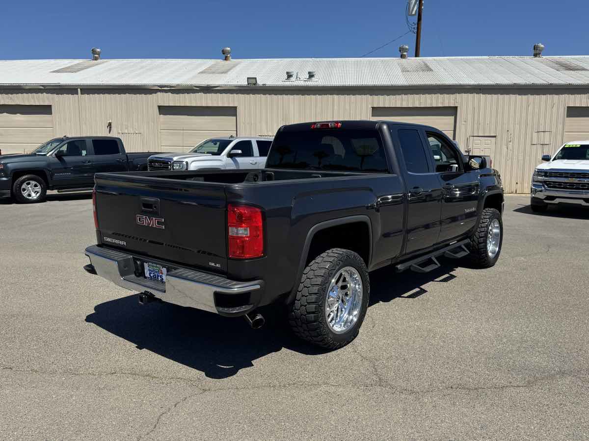 Used 2016 GMC Sierra 1500 SLE w/ SLE Value Package AWD/4WD image 11