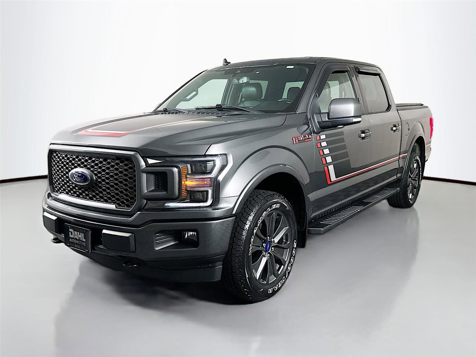 Used 2018 Ford F150 Lariat w/ Equipment Group 502A Luxury AWD/4WD image 4