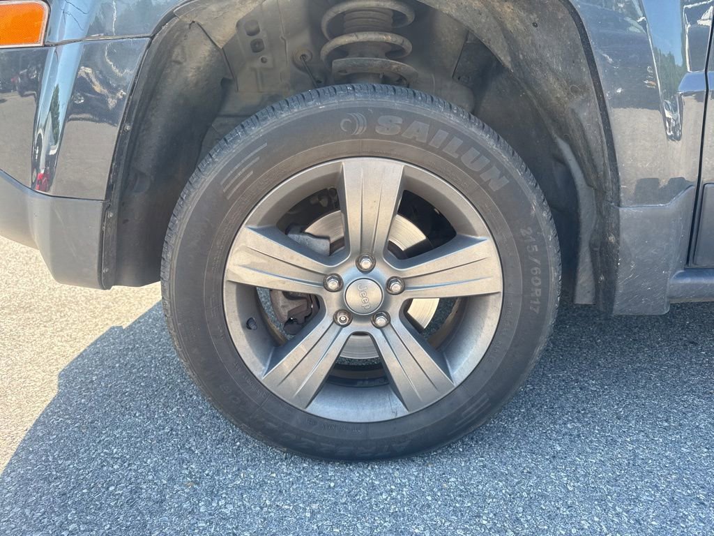 Used 2015 Jeep Patriot High Altitude AWD/4WD image 21