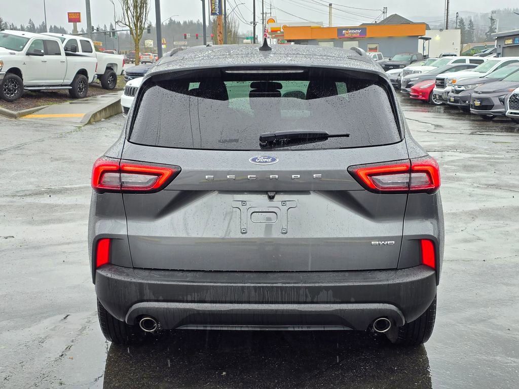 Used 2025 Ford Escape ST-Line image 6