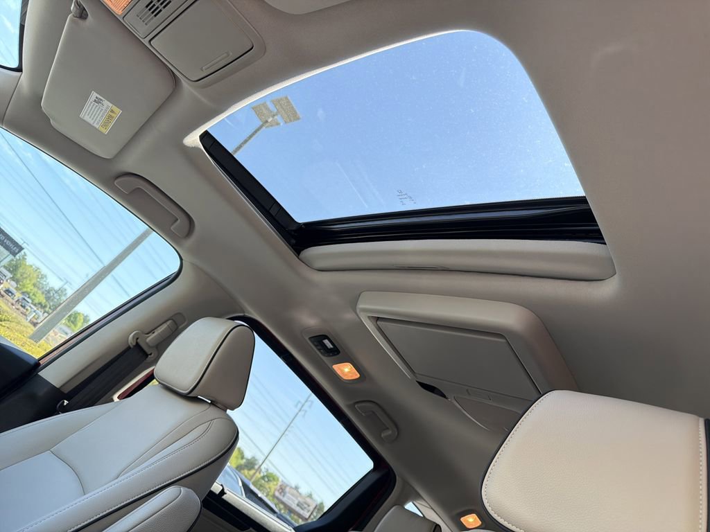 Used 2025 Honda Odyssey Touring image 36