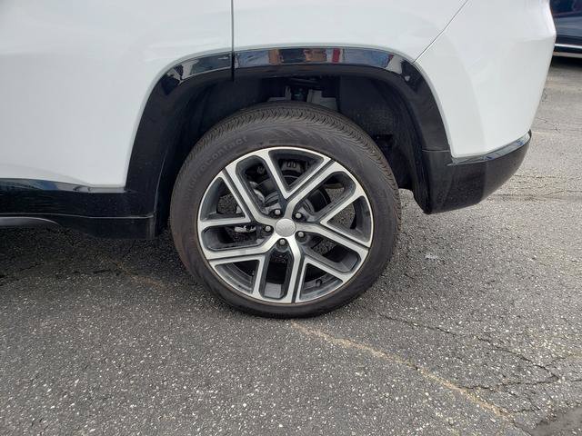 Used 2024 Jeep Compass Limited w/ Elite Group image 27