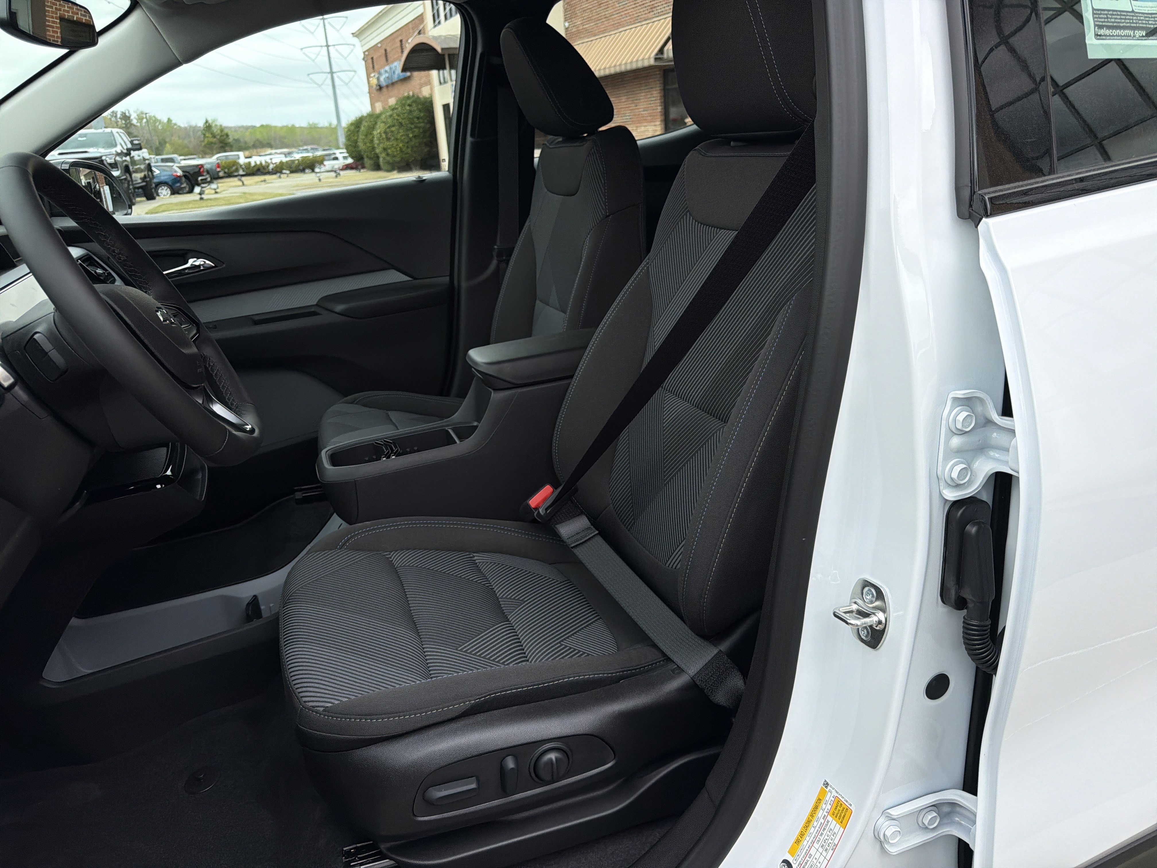 New 2027 Chevrolet Bolt LT image 9