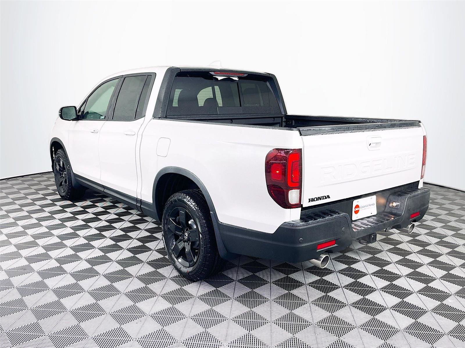 New 2026 Honda Ridgeline Black Edition image 4