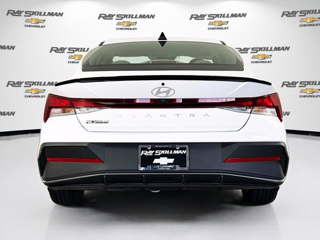 Used 2025 Hyundai Elantra Sport w/ Cargo Package FWD image 6