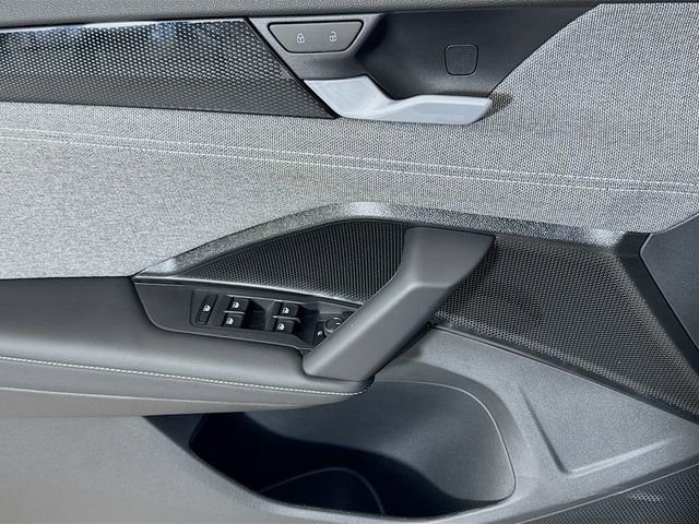 New 2026 Volkswagen Tiguan S image 15