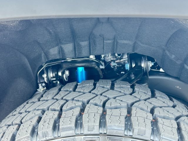 New 2026 Chevrolet Silverado 2500 ZR2 w/ LPO, Dark Essentials Package AWD/4WD image 14