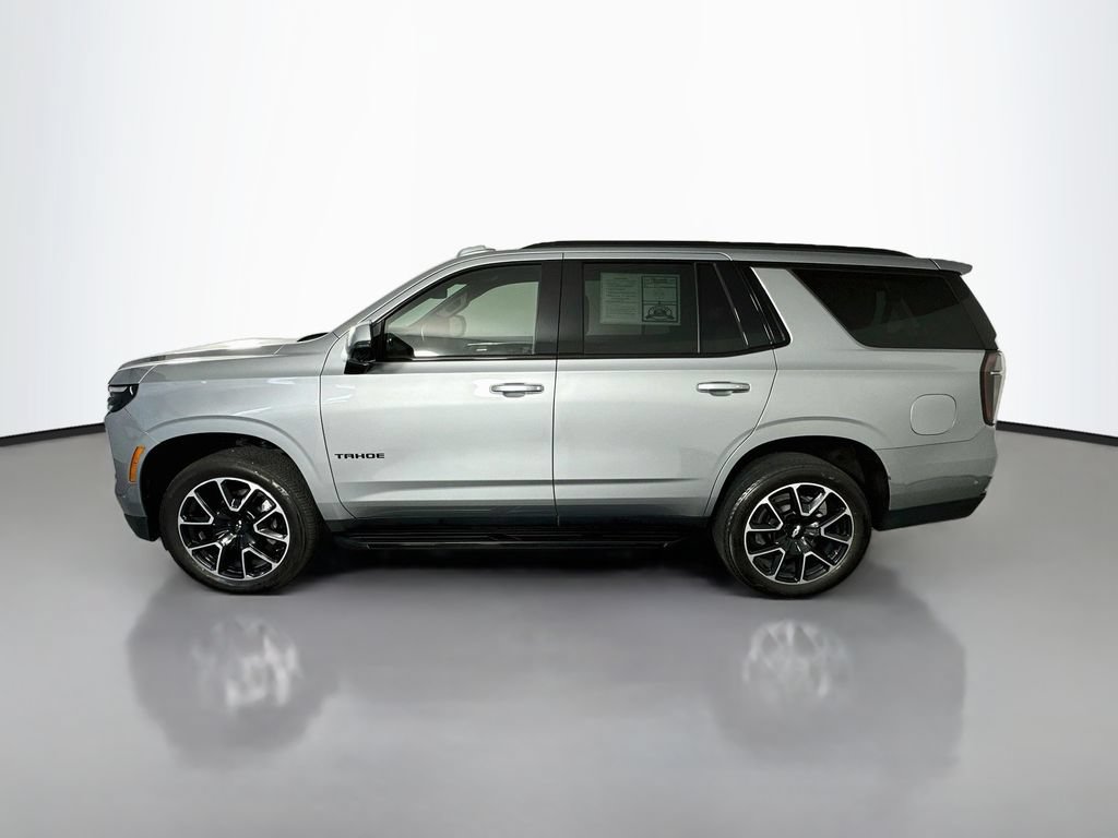 Used 2025 Chevrolet Tahoe RST w/ Comfort Package AWD/4WD image 4