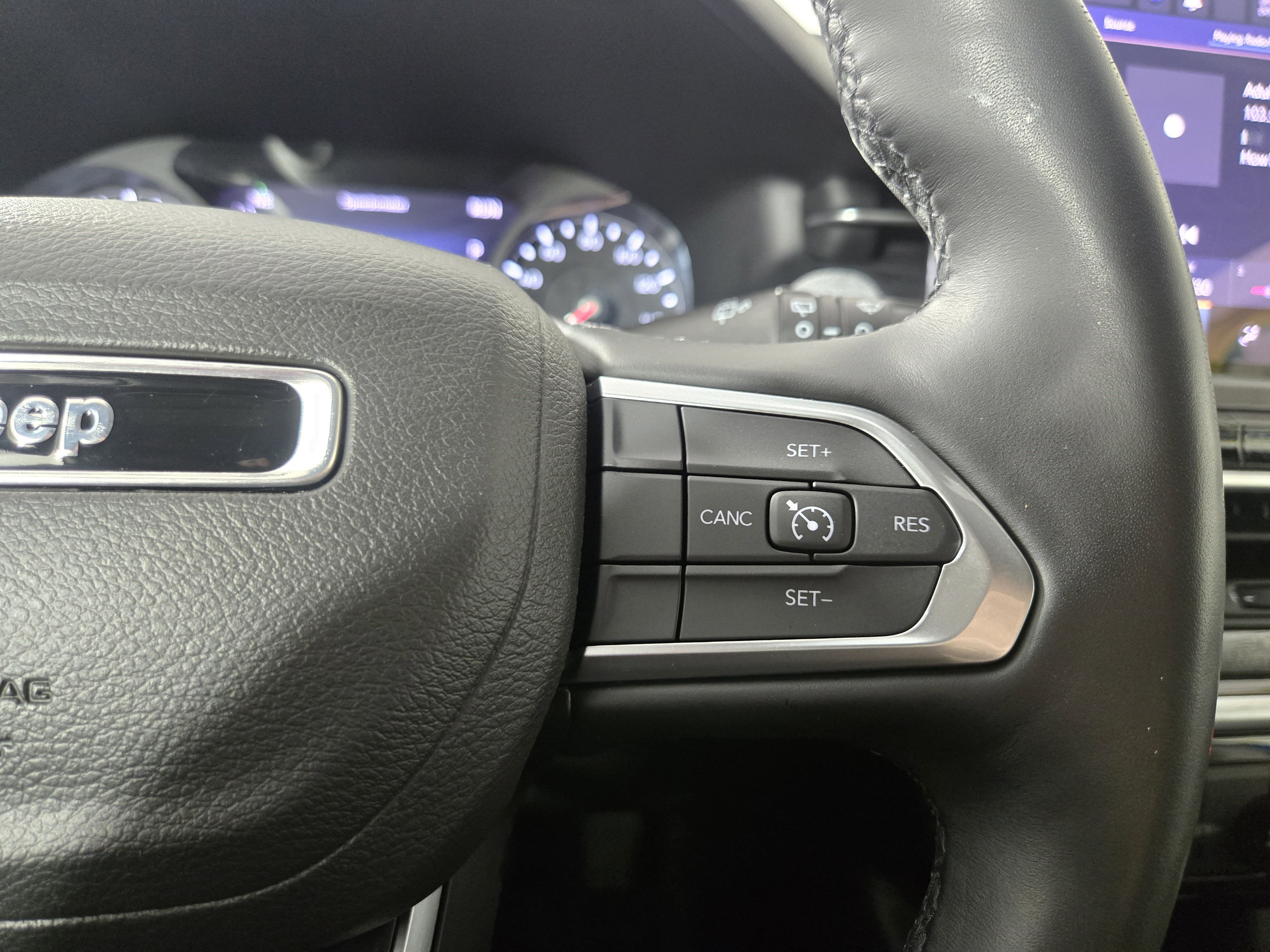 Certified 2022 Jeep Compass Latitude AWD/4WD image 17