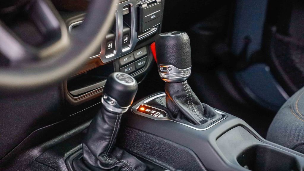 New 2026 Jeep Wrangler Sport AWD/4WD image 21