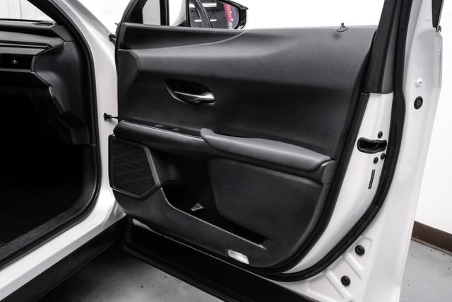 Used 2019 Lexus UX 200 w/ Premium Package FWD image 54