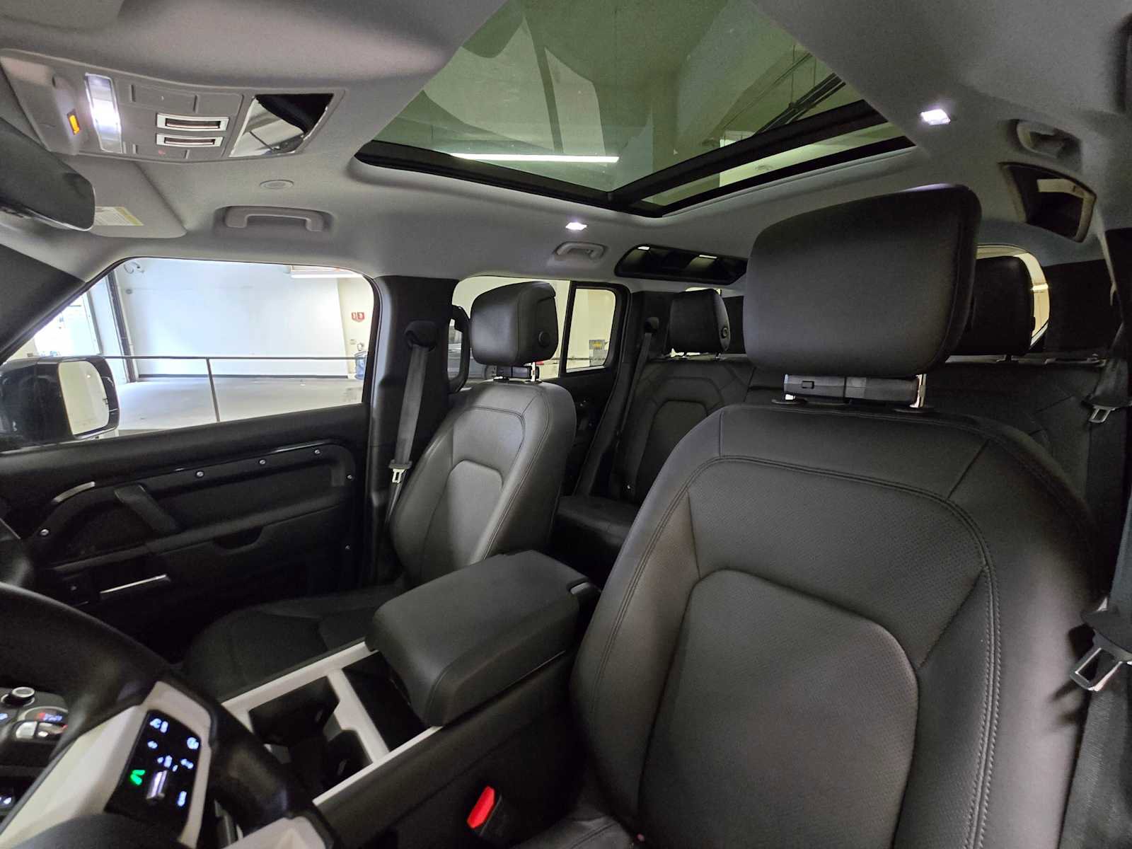 Used 2025 Land Rover Defender 110 S AWD/4WD image 21