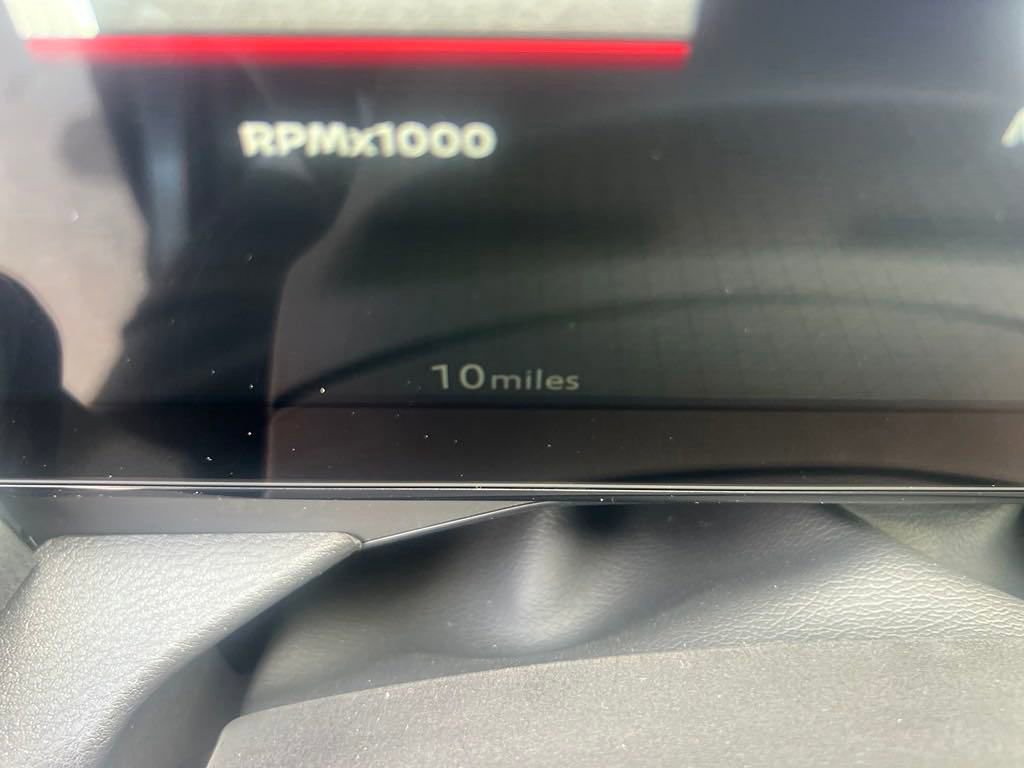 Used 2025 Nissan Kicks SR image 18