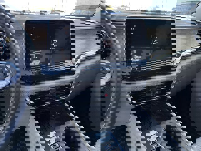 New 2026 Volkswagen Atlas SE image 16