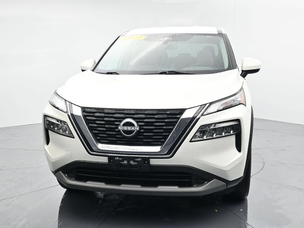 Used 2023 Nissan Rogue SV AWD/4WD image 3