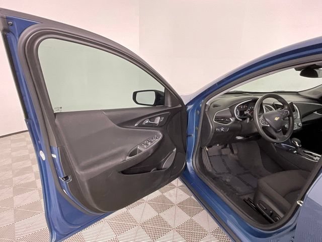 Used 2024 Chevrolet Malibu LT FWD image 20