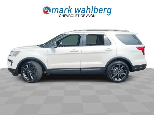 Used 2018 Ford Explorer XLT w/ Equipment Group 202A AWD/4WD image 5