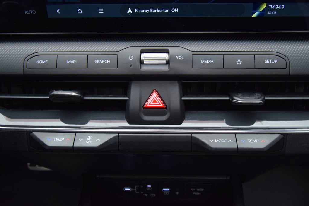 Used 2025 Kia K4 GT-Line Turbo image 35