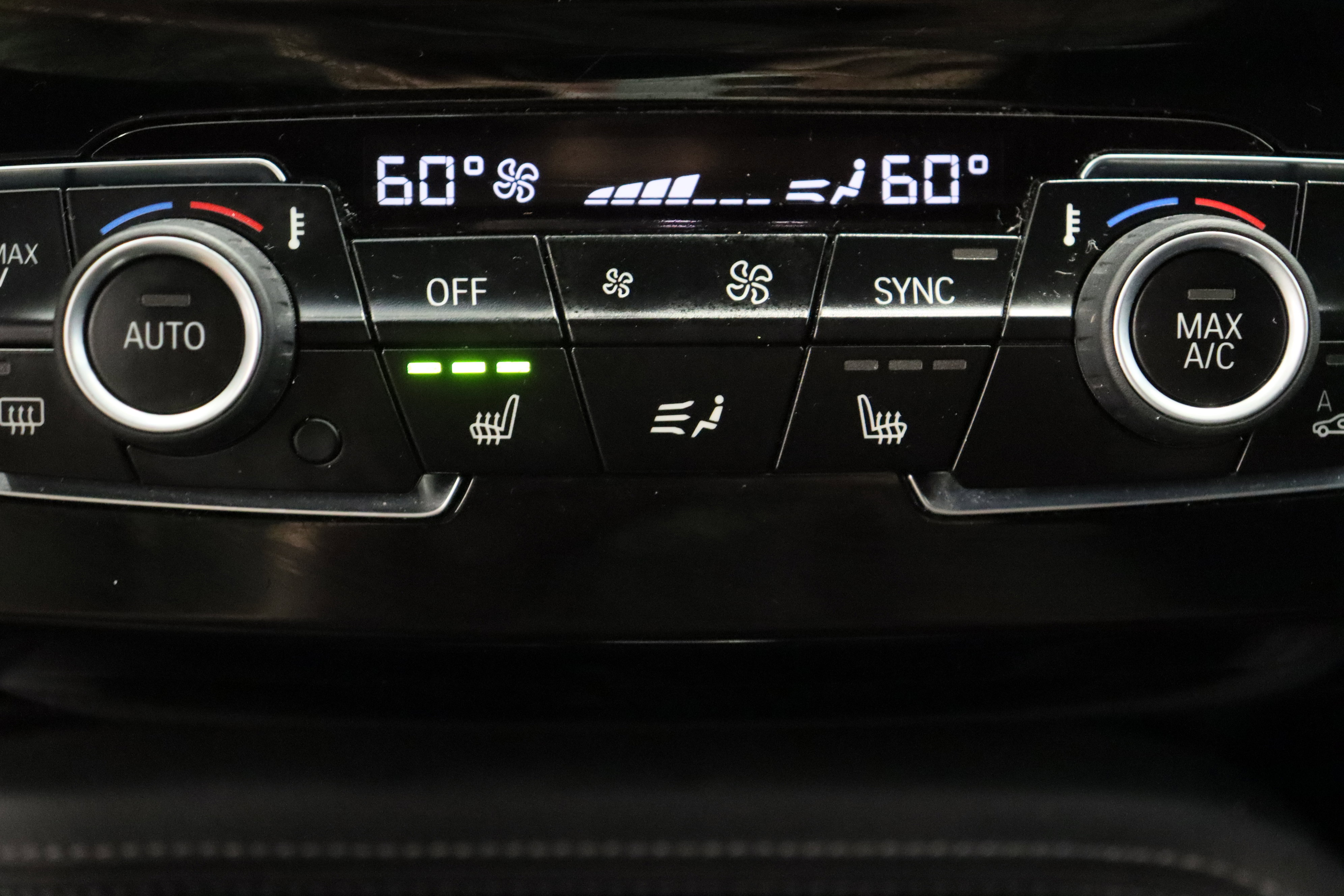 Used 2022 BMW X2 xDrive28i w/ Convenience Package AWD/4WD image 24