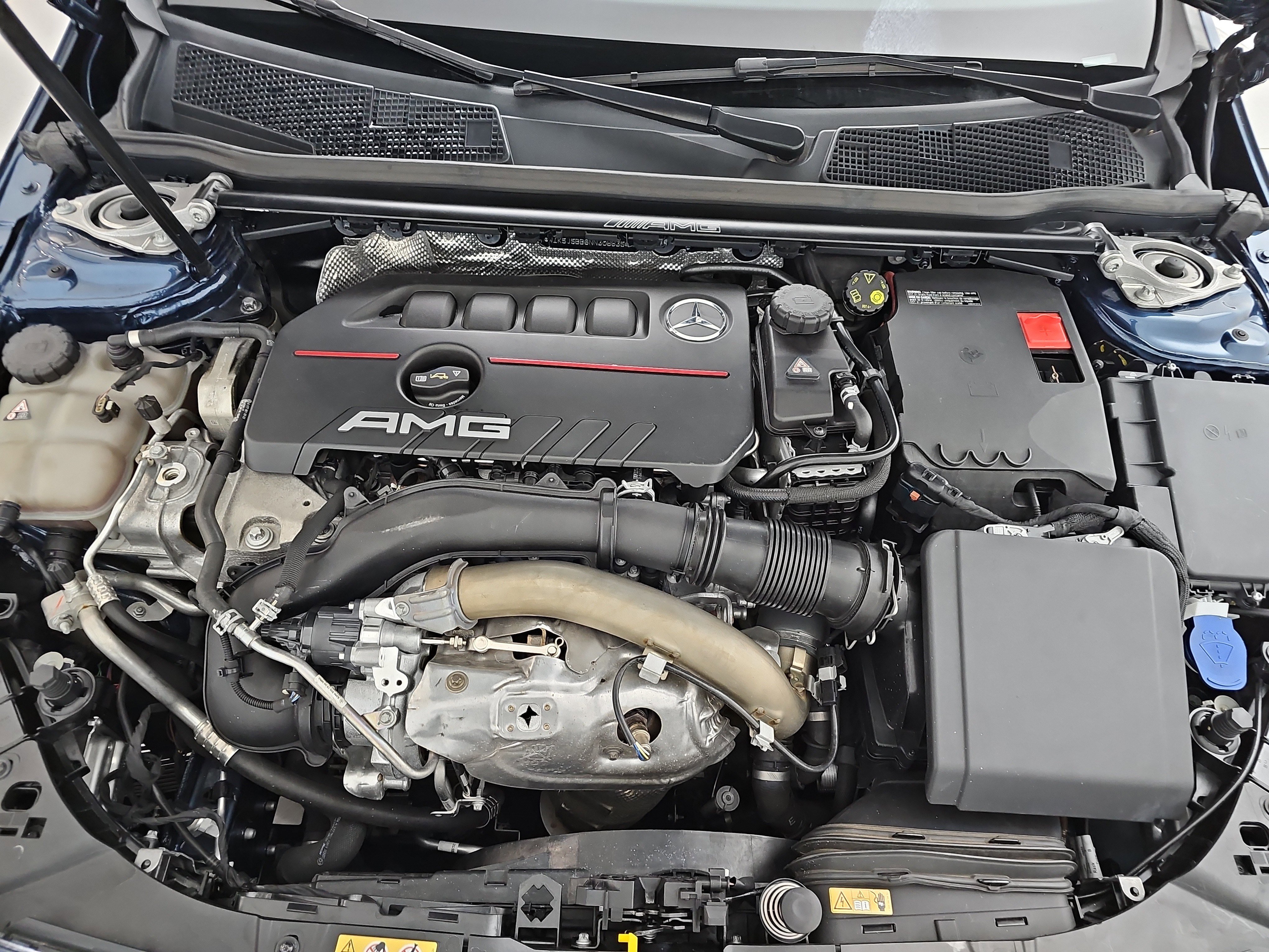 Used 2022 Mercedes-Benz CLA 35 AMG 4MATIC image 40