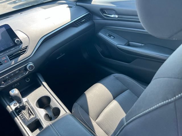 Used 2020 Nissan Altima 2.5 S FWD image 14